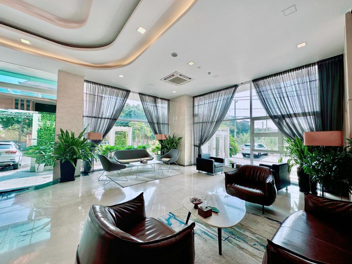 פנום פן Infinity 28 Hotel And Residence מראה חיצוני תמונה